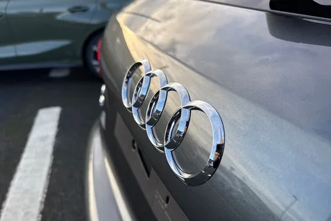 32 of 65 for Audi Q3 2.0 TDI 35 S line S Tronic Euro 6 (s/s) 5dr