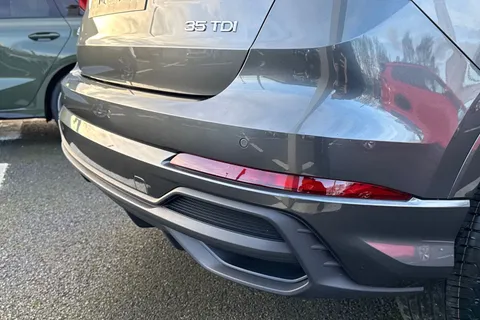 34 of 65 for Audi Q3 2.0 TDI 35 S line S Tronic Euro 6 (s/s) 5dr