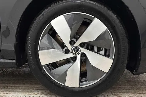 DC25WKX Volkswagen Passat 1.5 TSI eHybrid Life 5dr DSG **INFO PACK, DRIVER PACK, TOW BAR** Thumbnail #5