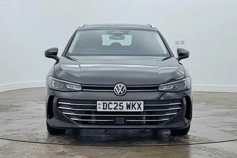 DC25WKX Volkswagen Passat 1.5 TSI eHybrid Life 5dr DSG **INFO PACK, DRIVER PACK, TOW BAR** Thumbnail #7