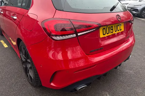 OU19UCC Mercedes-Benz A Class 2.0 A35 AMG (Premium) SpdS DCT 4MATIC Euro 6 (s/s) 5dr Thumbnail #17