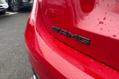 OU19UCC Mercedes-Benz A Class 2.0 A35 AMG (Premium) SpdS DCT 4MATIC Euro 6 (s/s) 5dr Thumbnail #28