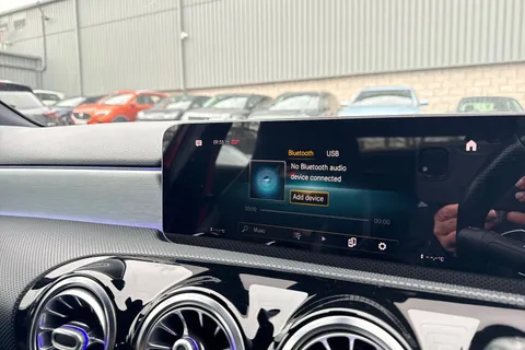 OU19UCC Mercedes-Benz A Class 2.0 A35 AMG (Premium) SpdS DCT 4MATIC Euro 6 (s/s) 5dr Thumbnail #32