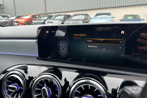 OU19UCC Mercedes-Benz A Class 2.0 A35 AMG (Premium) SpdS DCT 4MATIC Euro 6 (s/s) 5dr Thumbnail #35