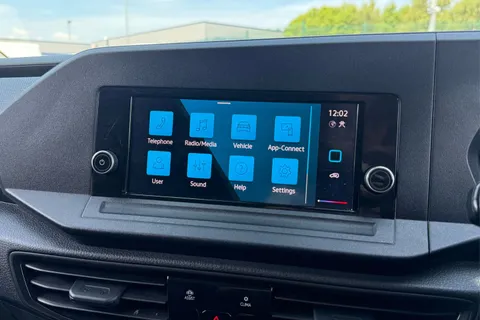 DA25AHU Volkswagen Caddy 2.0 TDI 102PS Commerce Van [Business/Tech Pack] Thumbnail #16