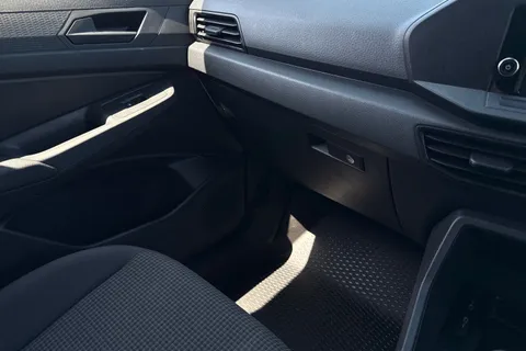 DA25AHU Volkswagen Caddy 2.0 TDI 102PS Commerce Van [Business/Tech Pack] Thumbnail #19