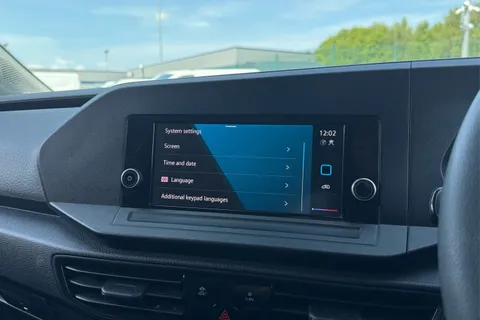 DA25AHU Volkswagen Caddy 2.0 TDI 102PS Commerce Van [Business/Tech Pack] Thumbnail #47