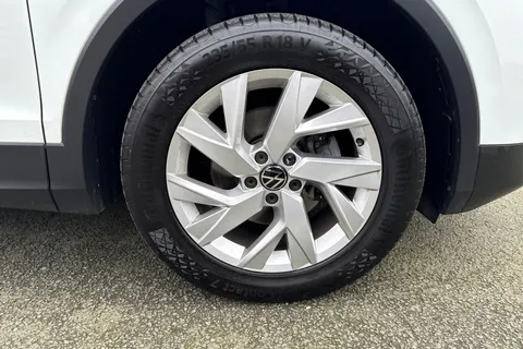 CX23PVA Volkswagen Tiguan 1.5 TSI 150 Life 5dr DSG | Rear View Camera | Adaptive Cruise Control Thumbnail #10
