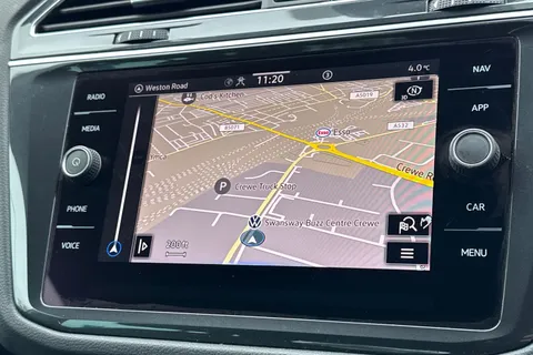 CX23PVA Volkswagen Tiguan 1.5 TSI 150 Life 5dr DSG | Rear View Camera | Adaptive Cruise Control Thumbnail #17