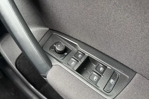 CX23PVA Volkswagen Tiguan 1.5 TSI 150 Life 5dr DSG | Rear View Camera | Adaptive Cruise Control Thumbnail #25