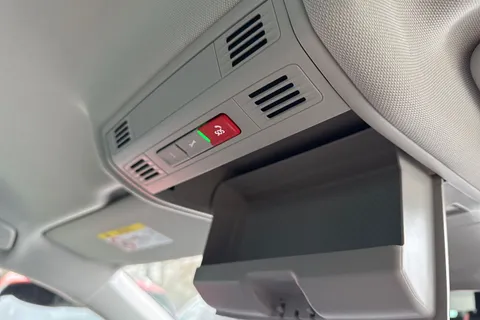 CX23PVA Volkswagen Tiguan 1.5 TSI 150 Life 5dr DSG | Rear View Camera | Adaptive Cruise Control Thumbnail #36