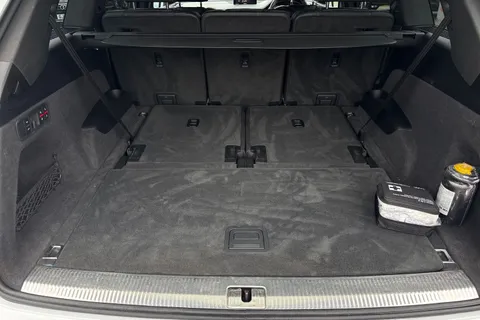 6 of 65 for Audi Q7 S line 50 TDI quattro 286 PS tiptronic