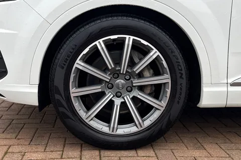 11 of 65 for Audi Q7 S line 50 TDI quattro 286 PS tiptronic