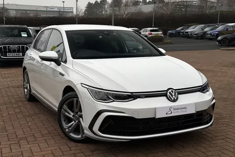 DY23VST Volkswagen Golf 1.5 eTSI MHEV R-Line DSG Euro 6 (s/s) 5dr Thumbnail #26