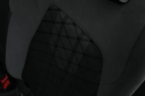 DY23VST Volkswagen Golf 1.5 eTSI MHEV R-Line DSG Euro 6 (s/s) 5dr Thumbnail #31