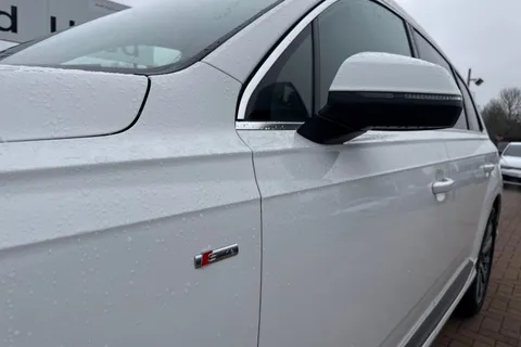 30 of 65 for Audi Q7 S line 50 TDI quattro 286 PS tiptronic