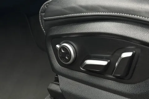 32 of 65 for Audi Q7 S line 50 TDI quattro 286 PS tiptronic