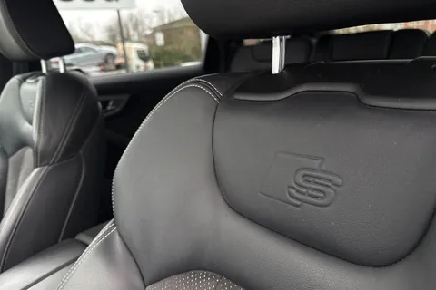 34 of 65 for Audi Q7 S line 50 TDI quattro 286 PS tiptronic