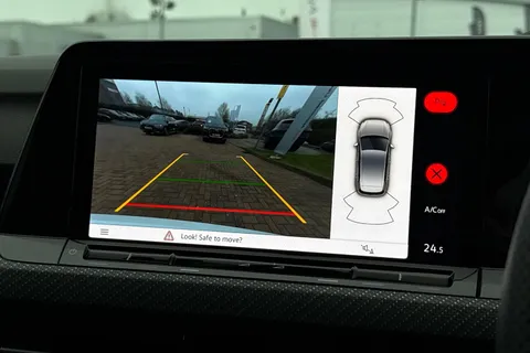 DY23VST Volkswagen Golf 1.5 eTSI MHEV R-Line DSG Euro 6 (s/s) 5dr Thumbnail #40