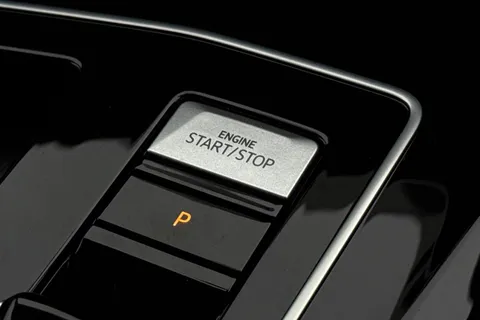 DY23VST Volkswagen Golf 1.5 eTSI MHEV R-Line DSG Euro 6 (s/s) 5dr Thumbnail #44