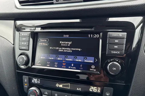 48 of 67 for Nissan Qashqai 1.3 DIG-T N-Connecta Euro 6 (s/s) 5dr