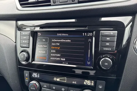 49 of 67 for Nissan Qashqai 1.3 DIG-T N-Connecta Euro 6 (s/s) 5dr