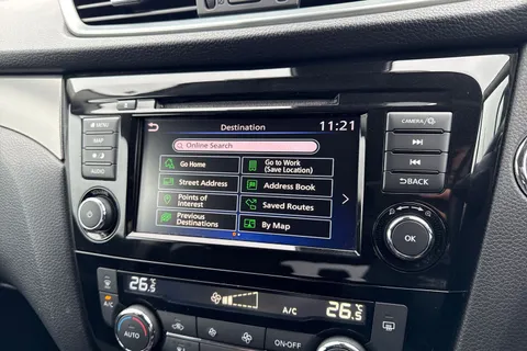 52 of 67 for Nissan Qashqai 1.3 DIG-T N-Connecta Euro 6 (s/s) 5dr