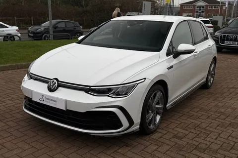 DY23VST Volkswagen Golf 1.5 eTSI MHEV R-Line DSG Euro 6 (s/s) 5dr Thumbnail #62