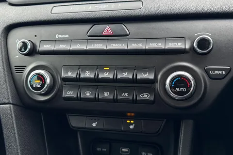 FT71EFX Kia Sportage 1.6 GDi 2 Euro 6 (s/s) 5dr Thumbnail #23