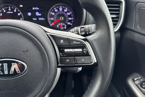 FT71EFX Kia Sportage 1.6 GDi 2 Euro 6 (s/s) 5dr Thumbnail #41