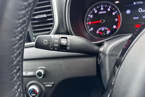 FT71EFX Kia Sportage 1.6 GDi 2 Euro 6 (s/s) 5dr Thumbnail #42