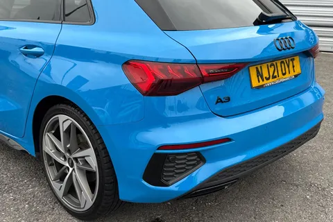 NJ21OYT Audi A3 1.5 TFSI 35 Edition 1 Sportback Euro 6 (s/s) 5dr Thumbnail #9