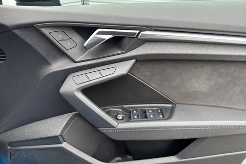 NJ21OYT Audi A3 1.5 TFSI 35 Edition 1 Sportback Euro 6 (s/s) 5dr Thumbnail #22