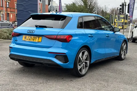 NJ21OYT Audi A3 1.5 TFSI 35 Edition 1 Sportback Euro 6 (s/s) 5dr Thumbnail #34