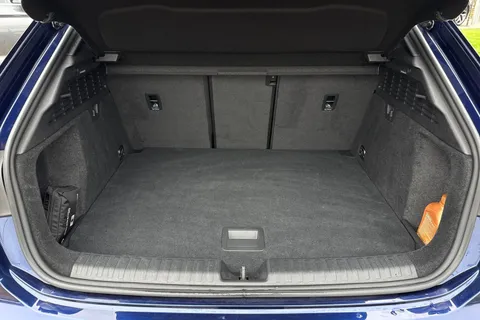 BL73FGZ Audi A3 Black Edition 35 TFSI 150 PS S tronic Thumbnail #8