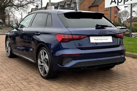 BL73FGZ Audi A3 Black Edition 35 TFSI 150 PS S tronic Thumbnail #9