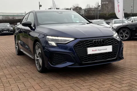 BL73FGZ Audi A3 Black Edition 35 TFSI 150 PS S tronic Thumbnail #10