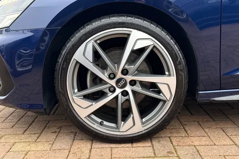 BL73FGZ Audi A3 Black Edition 35 TFSI 150 PS S tronic Thumbnail #13