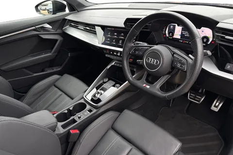 BL73FGZ Audi A3 Black Edition 35 TFSI 150 PS S tronic Thumbnail #15