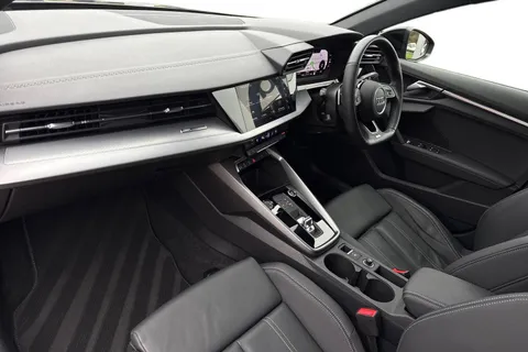 BL73FGZ Audi A3 Black Edition 35 TFSI 150 PS S tronic Thumbnail #16