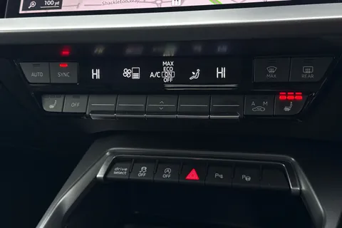 BL73FGZ Audi A3 Black Edition 35 TFSI 150 PS S tronic Thumbnail #23