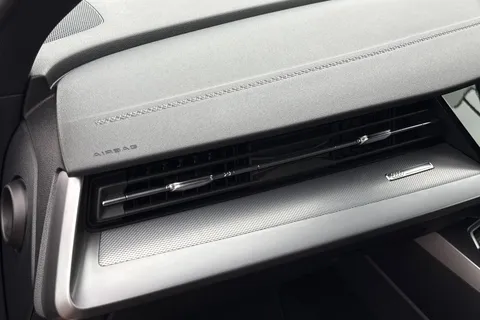 BL73FGZ Audi A3 Black Edition 35 TFSI 150 PS S tronic Thumbnail #35