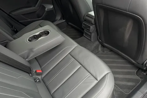 BL73FGZ Audi A3 Black Edition 35 TFSI 150 PS S tronic Thumbnail #40