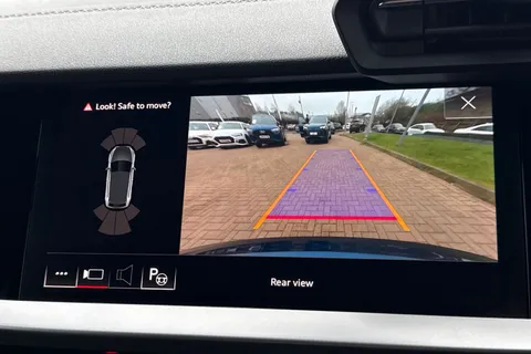 BL73FGZ Audi A3 Black Edition 35 TFSI 150 PS S tronic Thumbnail #59