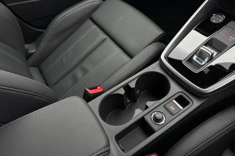 BL73FGZ Audi A3 Black Edition 35 TFSI 150 PS S tronic Thumbnail #62