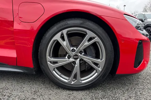 7 of 61 for Audi e-tron GT 93.4kWh Auto quattro 4dr