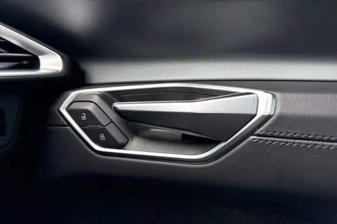 48 of 61 for Audi e-tron GT 93.4kWh Auto quattro 4dr