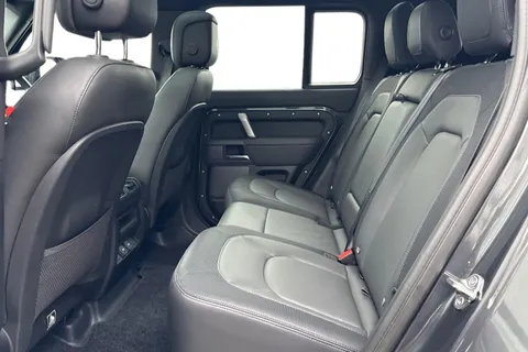 DW23FSP Land Rover Defender 110 3.0 D300 MHEV X-Dynamic HSE SUV 5dr Diesel Auto 4WD Euro 6 (s/s) (300 ps) Thumbnail #5