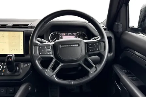 DW23FSP Land Rover Defender 110 3.0 D300 MHEV X-Dynamic HSE SUV 5dr Diesel Auto 4WD Euro 6 (s/s) (300 ps) Thumbnail #16