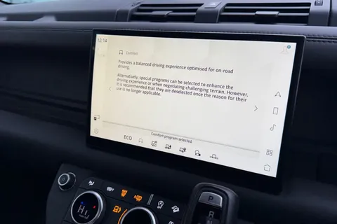 DW23FSP Land Rover Defender 110 3.0 D300 MHEV X-Dynamic HSE SUV 5dr Diesel Auto 4WD Euro 6 (s/s) (300 ps) Thumbnail #38